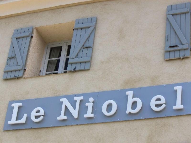 Hotel Le Niobel - Hotel De Charme Belgodere  Ngoại thất bức ảnh