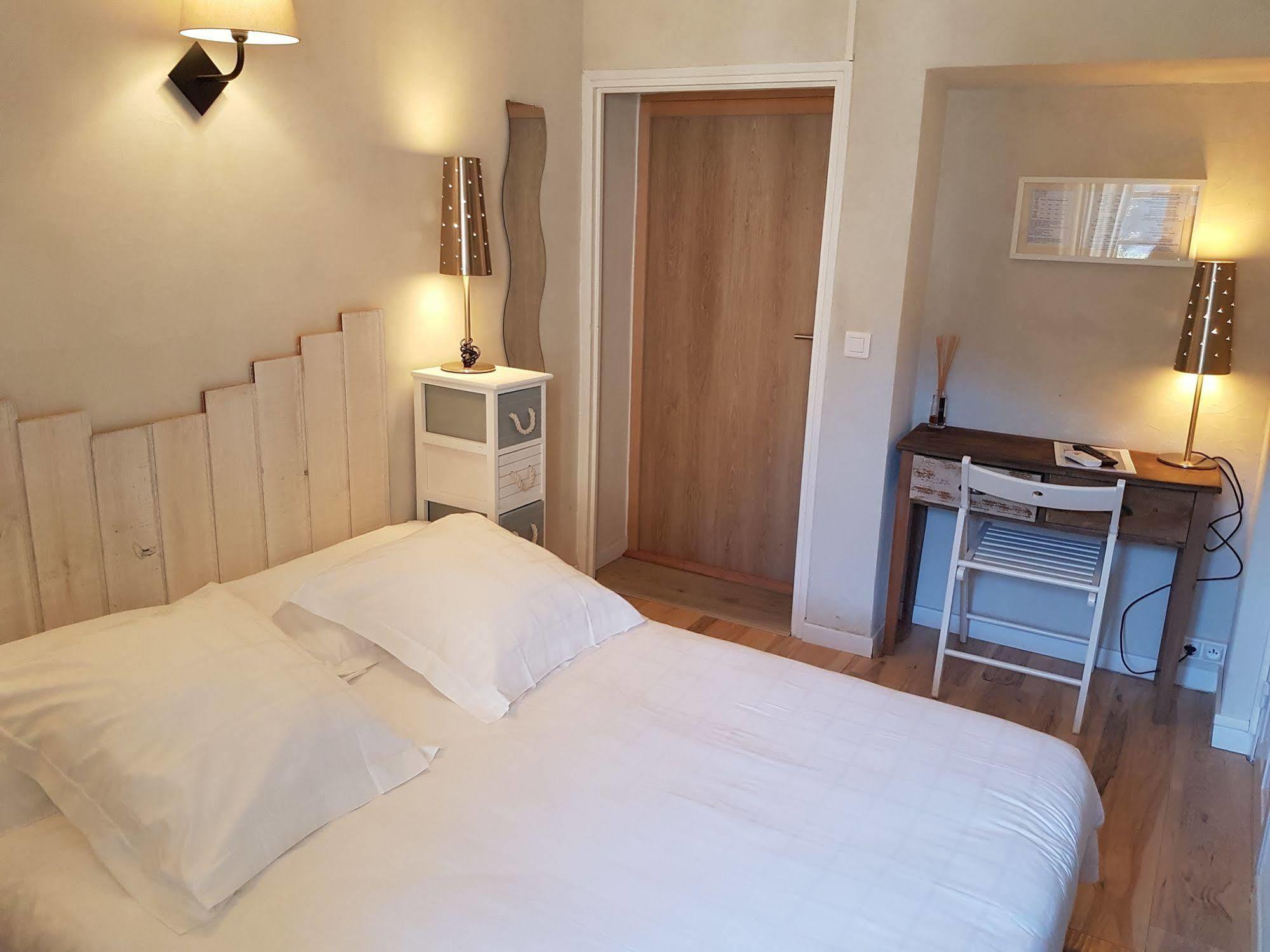Hotel Le Niobel - Hotel De Charme Belgodere  Ngoại thất bức ảnh